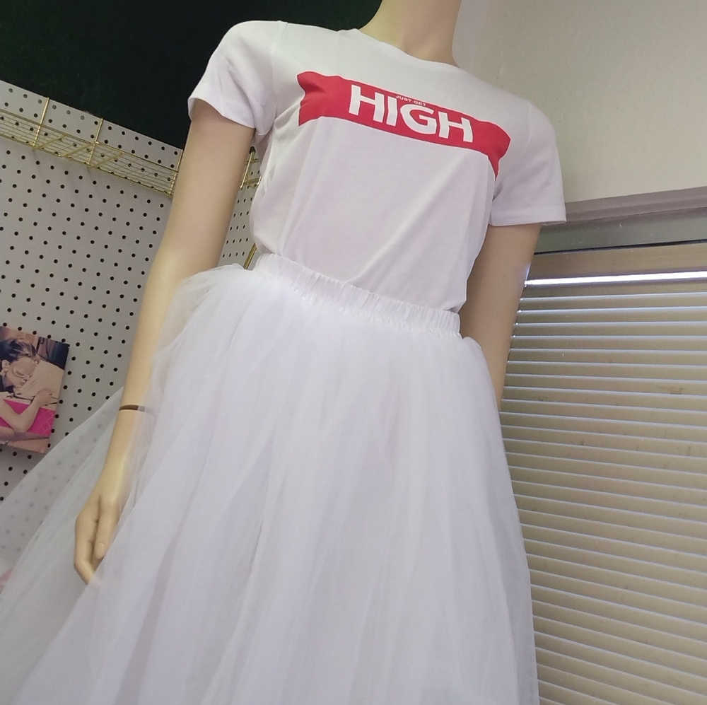 Tee shirt